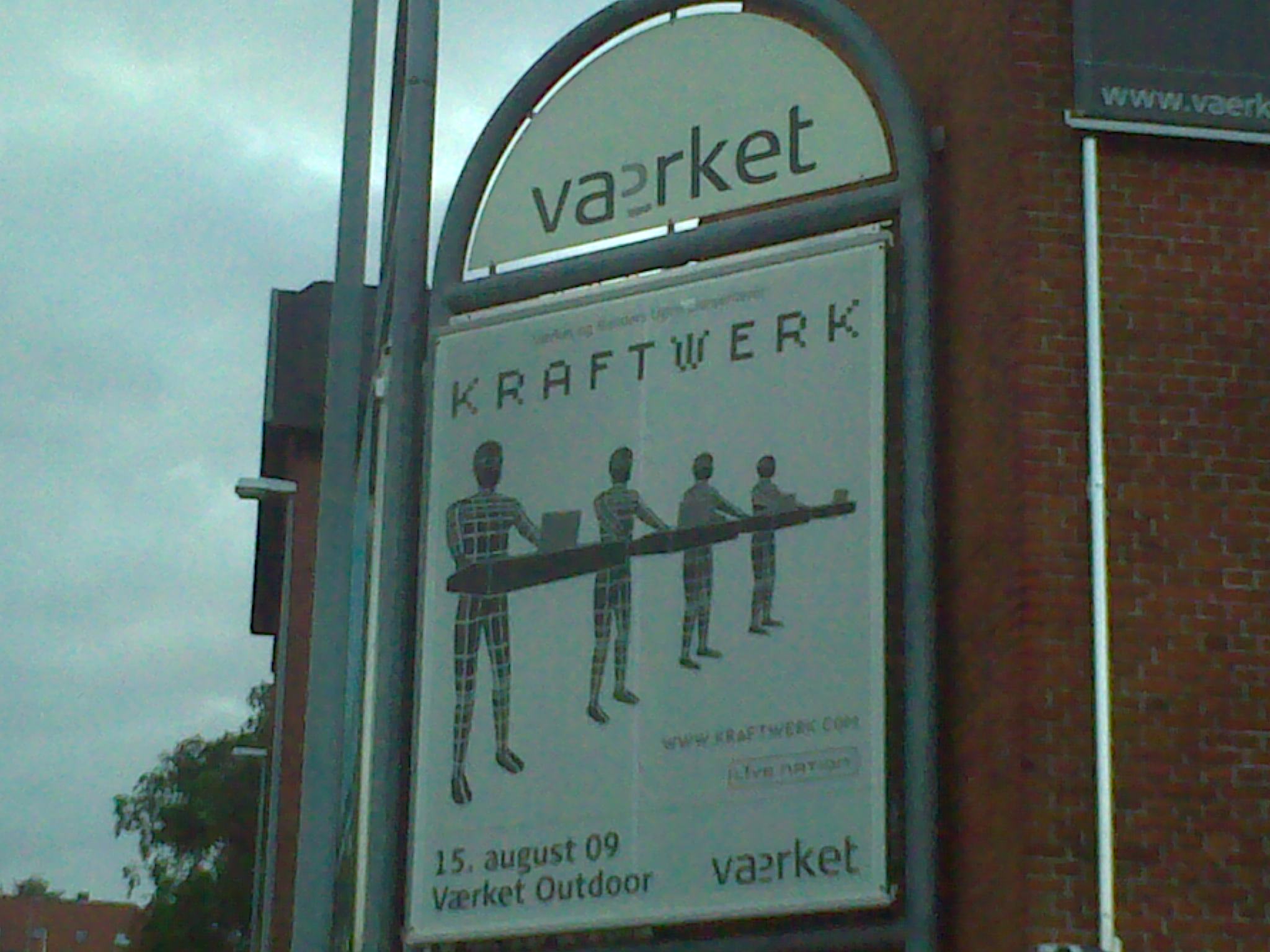 Kraftwerk2009-08-15VaerketOutdoorRandersDenmark (1).jpg